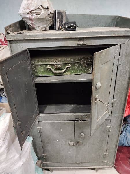 Cupboard or Storage box 35 years old Antique Naimat khana 1