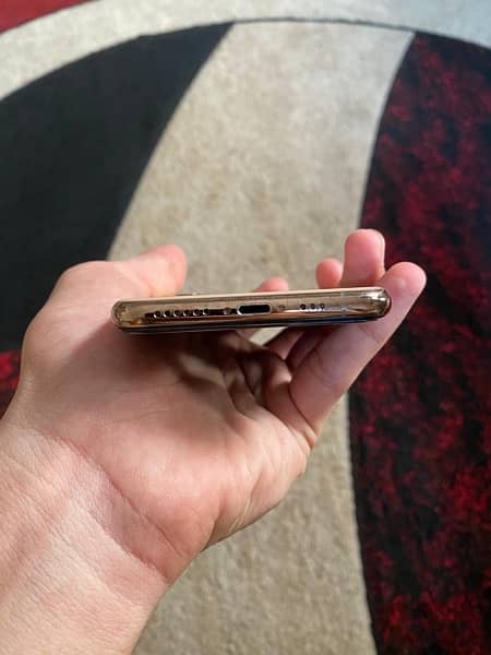 iphone xs 256gb pta approved 1