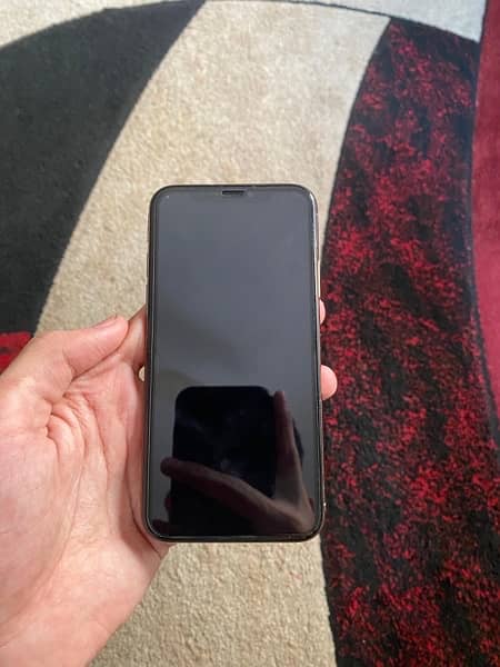iphone xs 256gb pta approved 4
