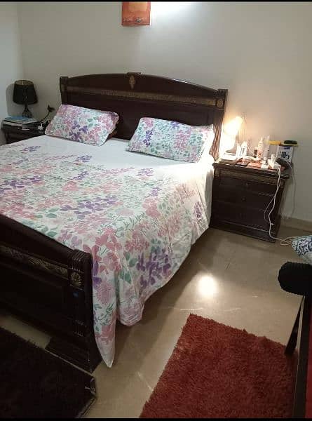 one king size bed set for sale 3