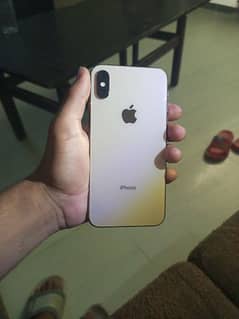 iPhone xs 64 GB 60k