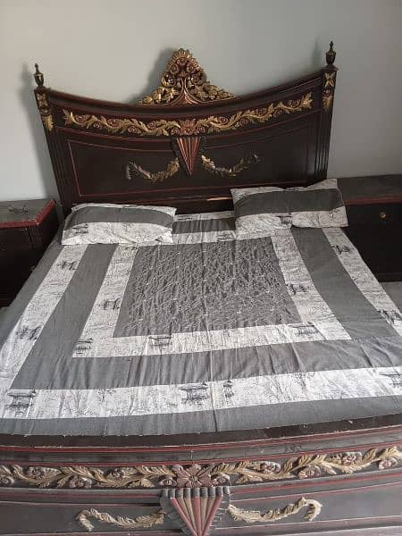 king size bed available for sale 0