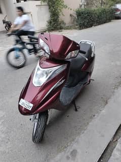united 100cc Scooty for SALE