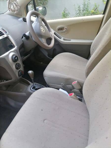 Toyota Vitz 2007/2012 4