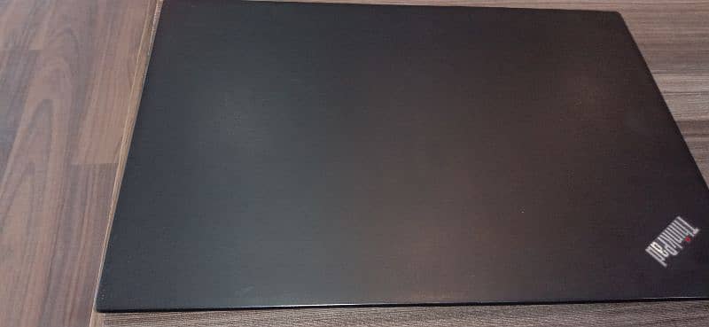 Lenovo T480s i5 8th gen 8/512 2