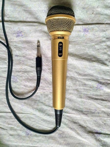 DYNAMIC MICROPHONE 2