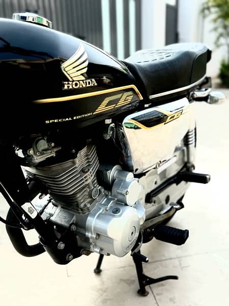 honda CG 125 special edition 4