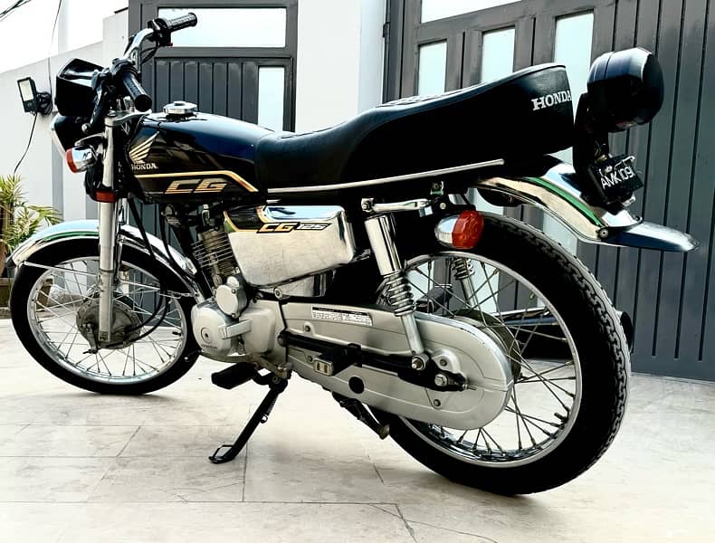 honda CG 125 special edition 11