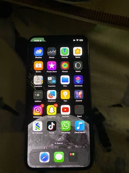 iphone 11 pro max (64) gb 1