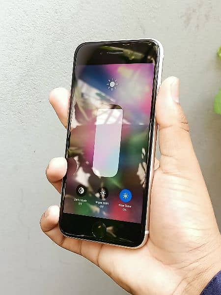 Iphone SE 2022 (3RD GEN) 6