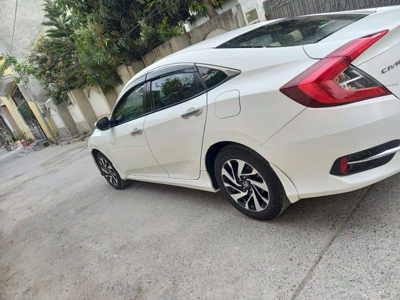 Honda Civic VTi Oriel Prosmatec 1.8 i-VTEC 2016 2