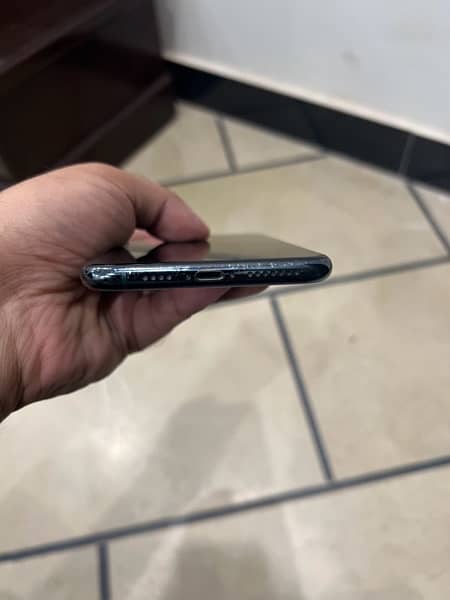 iphone 11 Pro max Officially ( PTA APPROVED ) 5
