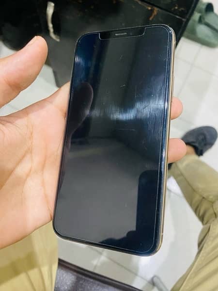 iphone 11 pro pta approved 4