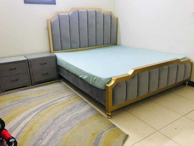 Modern King size Bed with side tables, dressing table 2