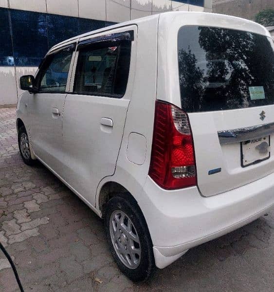 Suzuki Wagon R 2022 1