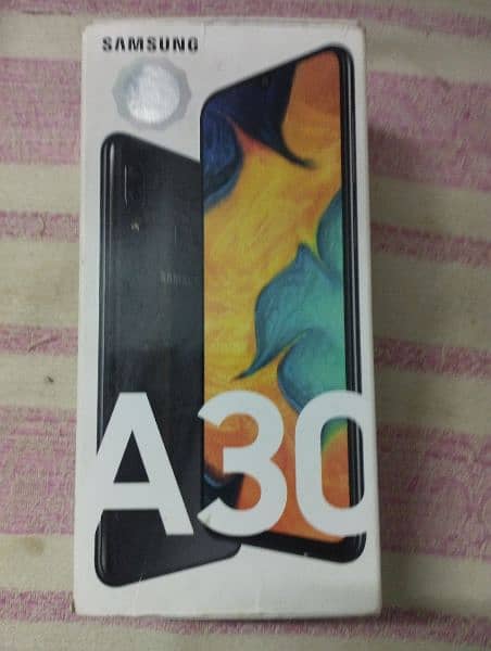 Samsung A30 4/64 10/10 condition with box and charger 2