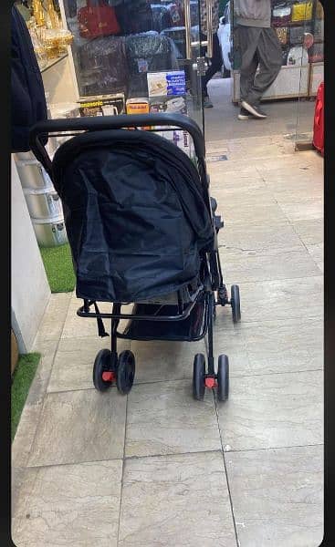 Baby stroller in new condition 10/10, not used 1