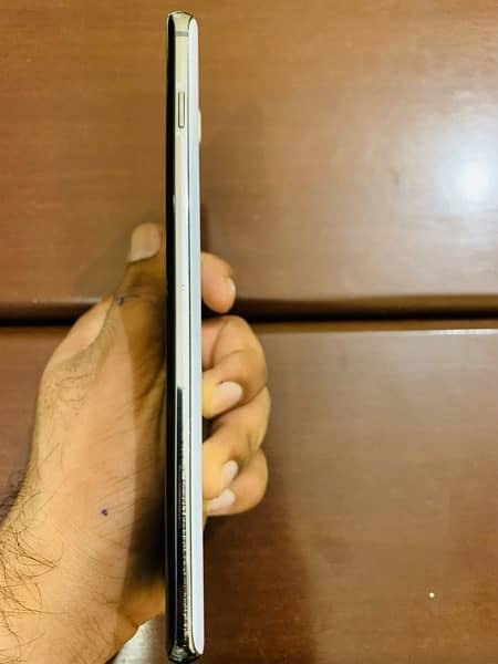 Samsung S10 Plus Edge Pta Proved 16/512 dual sim no dot no shade 3