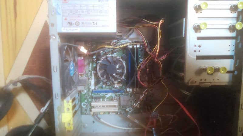 GAMING PC with 20 inch lcd full setup 2