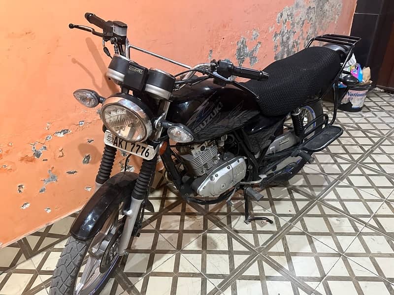 Suzuki gs 150se 2022 0