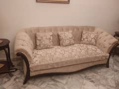 very stylish sofa set for sale in good condition