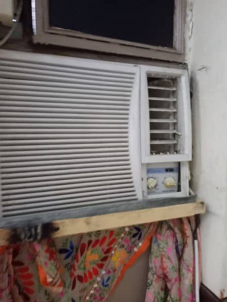 0.75 Ton General window AC. 0