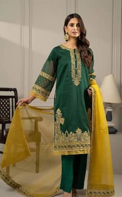 3 piece embroided bori net suit by shahposh