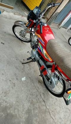 Honda CD70 bike