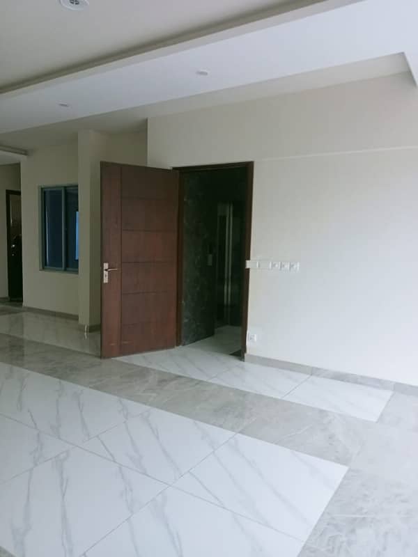 DHA PHASE 8 BRAND NEW OFFICE WITH LIFT IN MURTAZA COMMERCIAL 5