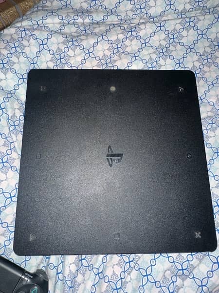 Ps4 Slim 1Tb with 2 original consoles and 4 games 1
