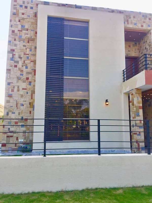 Prime Located 5 Marla Portion Available For Rent in Gulraiz 19