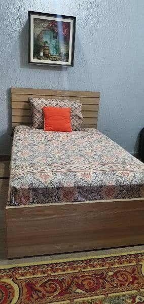 Single Bed with Dressing 0