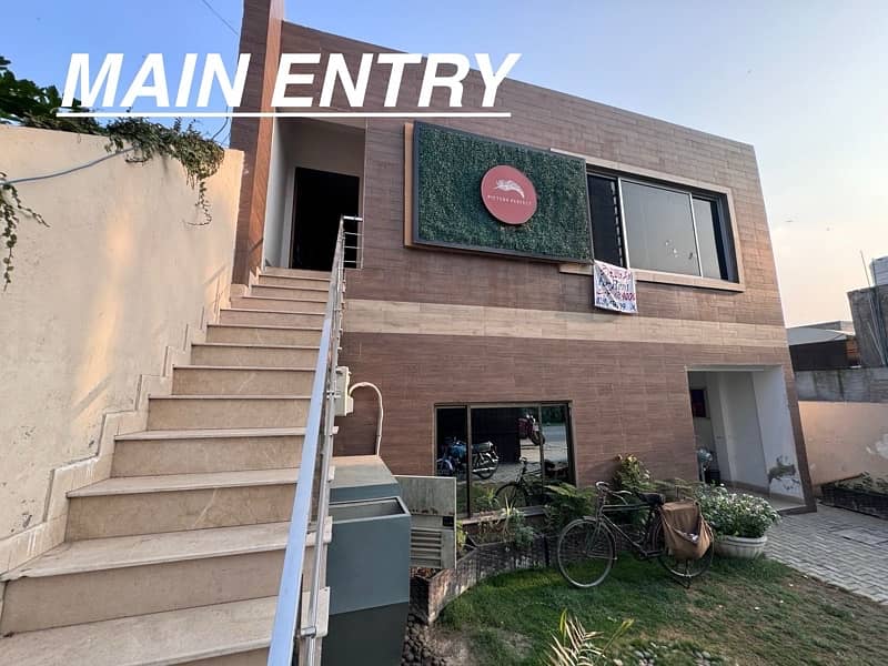 MM ALAM ROAD HOT LOCATION UPPER PORTION FOR RENT 0