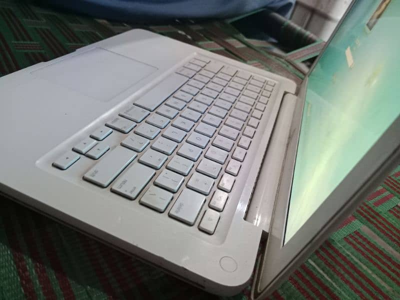 MacBook pro early 2015 3