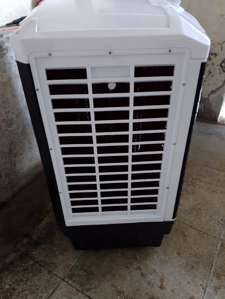 I m selling my cooler 0