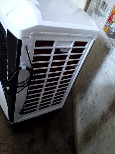 I m selling my cooler 1