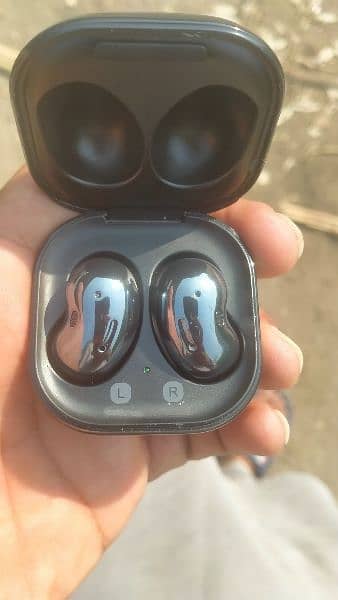 Samsung earbuds 5