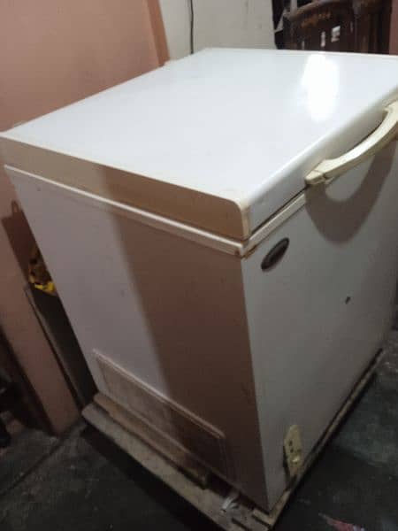 waver deep freezer for sell 2