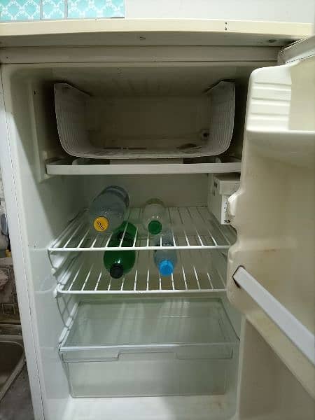 lg fridge 2