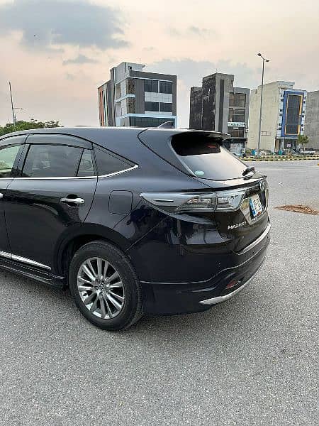 Toyota Harrier 2016 4