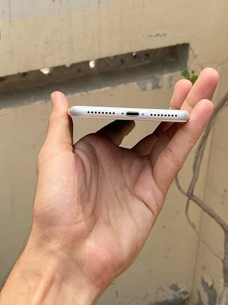 iPhone 7 plus 128gb 2