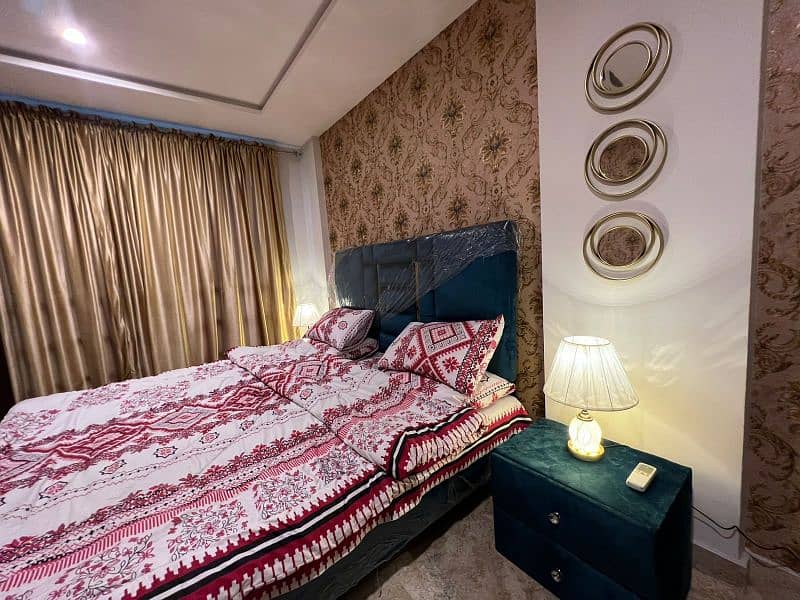 Short Stay 2-3H Deal 3K on 1 Bed Apartment in Bahria Town Lahore 1