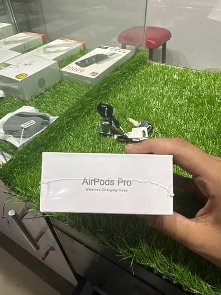 AirPods Pro 0