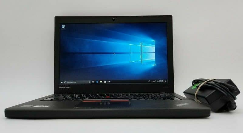 Lenovo Thinkpad X250 Core i5 5th Generation - 8GB RAM 500GB HDD 0