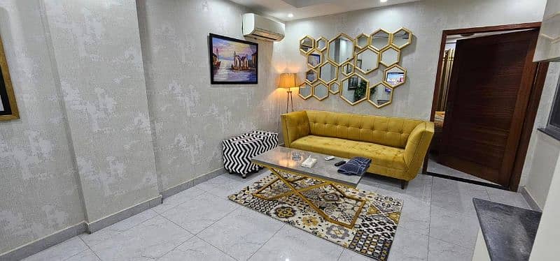 Short Stay 2-3H Deal 4K on 1 Bed Apartment in Bahria Town Lahore 3