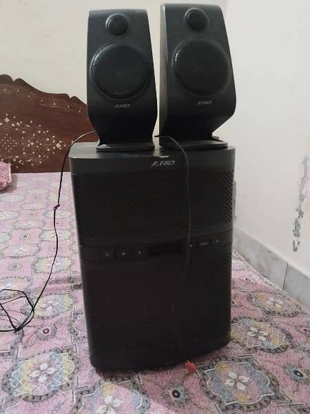 speakers 1