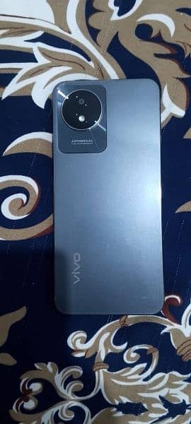 vivo y02  3gb ram 32gb memory orginal box charg kebel 3 month werenty 1