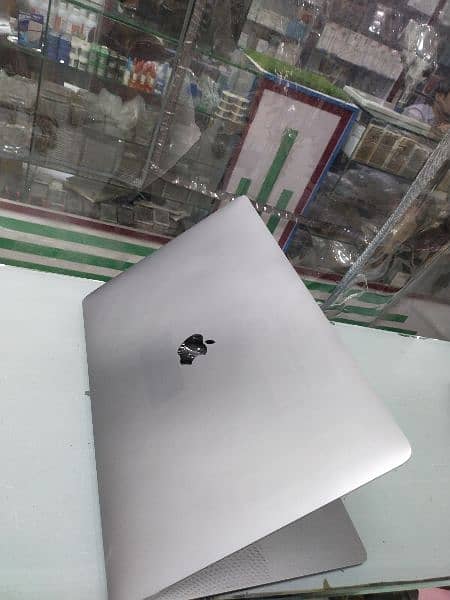 MacBook Pro 2018 3