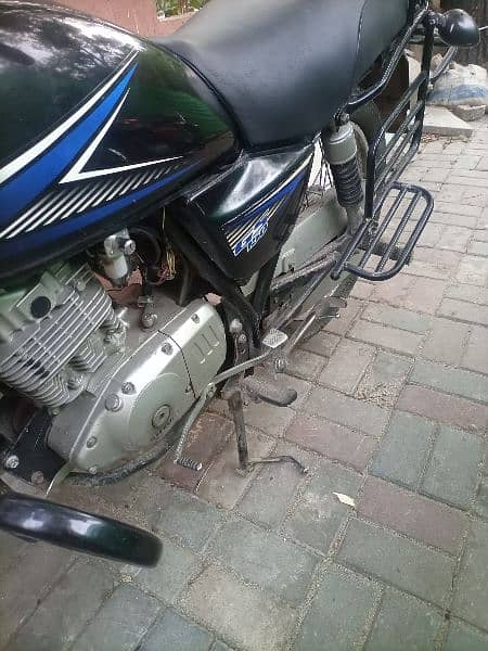 Suzuki bike 4