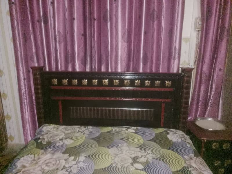 new condition bed only 18000 price 5